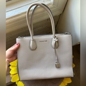 Michael Kors Gray Pebbled Leather Mercer Tote